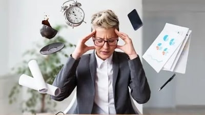 In career, anxiety can lead us to feel burned out from the work assigned to us. This happens because we are already tired from feeling anxious.&nbsp; (Unsplash)