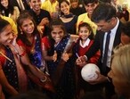 Indian students with UK Prime Minister Rishi Sunak Indian students with UK Prime Minister Rishi Sunak