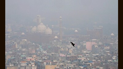 Jama Masjid engulfed in a thick haze on Tuesday. (PTI) Jama Masjid engulfed in a thick haze on Tuesday. (PTI)