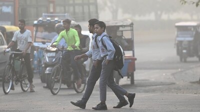 Schools in Noida to remain closed till November 10 due to pollution Schools in Noida to remain closed till November 10 due to pollution