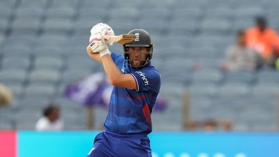 England made a quick start given the good batting conditions in Pune. Jonny Bairstow scored only 15 runs, but put on 48 together with Dawid Malan for the first wicket. The latter scored 87 runs off 74 balls, with 10 fours and two sixes, and added 85 for the second wicket with Joe Root, who scored 28 runs. (England Cricket Twitter) England made a quick start given the good batting conditions in Pune. Jonny Bairstow scored only 15 runs, but put on 48 together with Dawid Malan for the first wicket. The latter scored 87 runs off 74 balls, with 10 fours and two sixes, and added 85 for the second wicket with Joe Root, who scored 28 runs. (England Cricket Twitter)