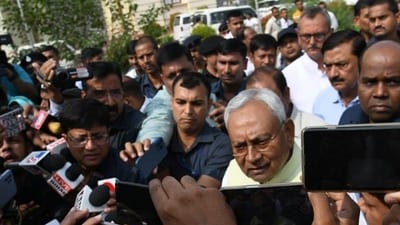 Bihar chief minister Nitish Kumar speaking to the media outside the state legislative assemgly on Wednesday. (HT/Santosh Kumar) Bihar chief minister Nitish Kumar speaking to the media outside the state legislative assemgly on Wednesday. (HT/Santosh Kumar)