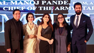 During the trailer launch event of Sam Bahadur, Vicky expressed gratitude to Meghna Gulzar for casting him as the distinguished and handsome Sam Manekshaw. Vicky shared that when Meghna and him were working on Raazi, the filmmaker had said she wants to make a movie on Sam Manekshaw. During their conversation, Vicky said he had discreetly Googled a photo of Sam Manekshaw and was surprised by his handsome looks. Vicky humorously admitted to thinking he wouldn't get the role because of it. During the trailer launch event of Sam Bahadur, Vicky expressed gratitude to Meghna Gulzar for casting him as the distinguished and handsome Sam Manekshaw. Vicky shared that when Meghna and him were working on Raazi, the filmmaker had said she wants to make a movie on Sam Manekshaw. During their conversation, Vicky said he had discreetly Googled a photo of Sam Manekshaw and was surprised by his handsome looks. Vicky humorously admitted to thinking he wouldn't get the role because of it. 