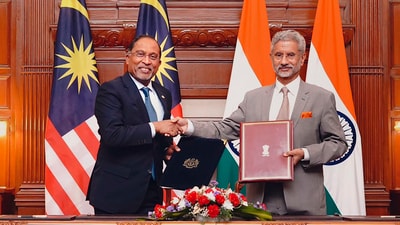 External affairs minister S Jaishankar with Malaysina foreign minister Zambry Abd Kadir at the 6th India-Malaysia Joint Commission Meeting in New Delhi on November 7. (PTI) External affairs minister S Jaishankar with Malaysina foreign minister Zambry Abd Kadir at the 6th India-Malaysia Joint Commission Meeting in New Delhi on November 7. (PTI)