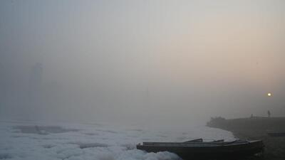 Smog engulfs the city near a polluted Yamuna river in Kalindi Kunj area of New Delhi earlier this week. (Sunil Ghosh/ HT Photo) Smog engulfs the city near a polluted Yamuna river in Kalindi Kunj area of New Delhi earlier this week. (Sunil Ghosh/ HT Photo)