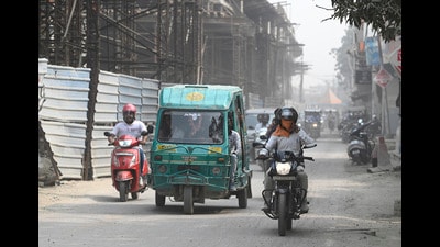 The situation is critical on Ring Road, flanked by residential areas on both sides, as the flyover construction continues to be a constant source of air and noise pollution. The situation is critical on Ring Road, flanked by residential areas on both sides, as the flyover construction continues to be a constant source of air and noise pollution.