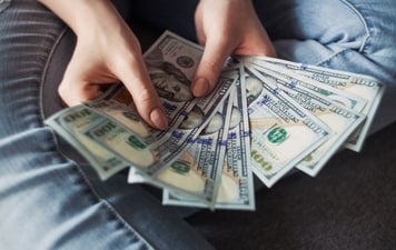 Steps to achieve financial independence before you are 30 (Photo by Alexander Mils on Unsplash) Steps to achieve financial independence before you are 30 (Photo by Alexander Mils on Unsplash)