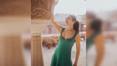 Bhumi Pednekar struck elegant poses while showcasing her outfit at Jaipur's City Palace. (Instagram/@bhumipednekar) Bhumi Pednekar struck elegant poses while showcasing her outfit at Jaipur's City Palace. (Instagram/@bhumipednekar)