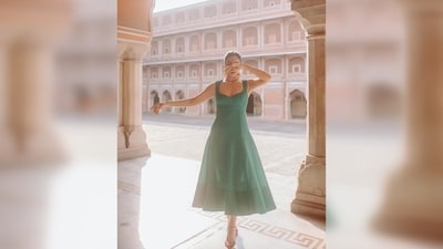 Bhumi Pednekar elevated her look by pairing it with red pointed stiletto heels and chic accessories from the same line. (Ins) Bhumi Pednekar elevated her look by pairing it with red pointed stiletto heels and chic accessories from the same line. (Ins)