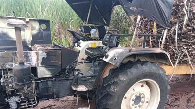Sugarcane Tractors Torched on Karnataka-Maharashtra Border Sugarcane Tractors Torched on Karnataka-Maharashtra Border