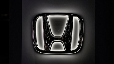 FILE PHOTO: FILE PHOTO: A Honda logo is seen during the New York International Auto Show, in Manhattan, New York City, U.S., April 5, 2023. REUTERS/David 'Dee' Delgado/File Photo/File Photo (REUTERS)