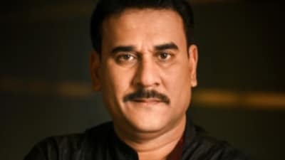 Pradeep Rathod. (Cello) Pradeep Rathod. (Cello)