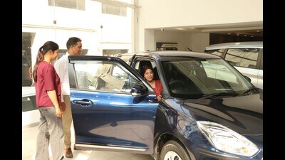 Vehicles of Maruti Suzuki, Hyundai Motor India, Mahindra & Mahindra (M&M) and Hero MotoCorp were the most sought-after. (HT Photo) Vehicles of Maruti Suzuki, Hyundai Motor India, Mahindra & Mahindra (M&M) and Hero MotoCorp were the most sought-after. (HT Photo)