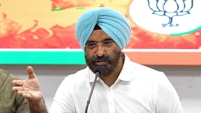 BJP leader Manjinder Singh Sirsa BJP leader Manjinder Singh Sirsa