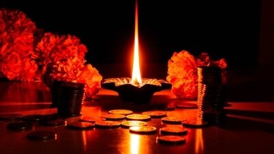 The term "Dhanteras" is a combination of two words - 'Dhan,' meaning wealth, and 'Teras,' signifying the 13th day. Therefore, Dhanteras refers to the 13th day of the month of Kartik when deities associated with wealth are worshipped. (File Photo) The term "Dhanteras" is a combination of two words - 'Dhan,' meaning wealth, and 'Teras,' signifying the 13th day. Therefore, Dhanteras refers to the 13th day of the month of Kartik when deities associated with wealth are worshipped. (File Photo)