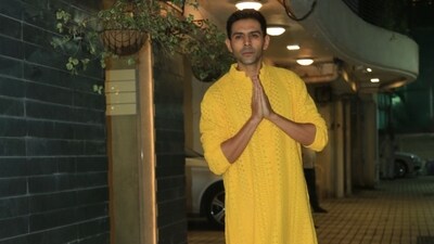 Sara Ali Khan also invited ex-boyfriend Kartik Aaryan at her Diwali bash on Thursday. The two are once again friends with each other. They had starred in the 2020 film Love Aaj Kal. Sara Ali Khan also invited ex-boyfriend Kartik Aaryan at her Diwali bash on Thursday. The two are once again friends with each other. They had starred in the 2020 film Love Aaj Kal. 