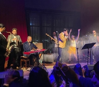 Guy Velvet is a Delhi-based band that performs dance blues songs.