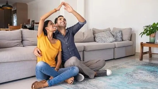 Emotional intimacy forms one of the foundation blocks of a healthy and happy relationship. "Great relationships aren't great because there are no problems. They're great because both people care enough about the other person to make it work," wrote Therapist Lalitaa Suglani. The expert further noted down a few signs of emotional intimacy in a relationship.(Unsplash)