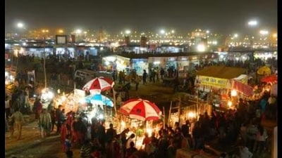 A scene from Lucknow Mahotsav organised in Lucknow last in 2018 (HT File Photo) A scene from Lucknow Mahotsav organised in Lucknow last in 2018 (HT File Photo)