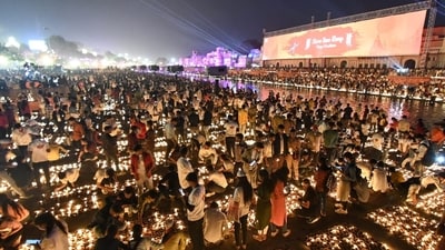 More than 22 lakh traditional earthern lamps or diyas, at 51 ghats along Saryu river, were illuminated in Ayodhya. (Deepak Gupta/HT Photo) More than 22 lakh traditional earthern lamps or diyas, at 51 ghats along Saryu river, were illuminated in Ayodhya. (Deepak Gupta/HT Photo)