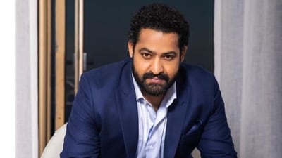Jr NTR will be seen opposite Hrithik Roshan in War 2 Jr NTR will be seen opposite Hrithik Roshan in War 2
