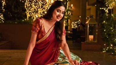 Actor Janhvi Kapoor poses for HT City exclusively on the occasion of Diwali 2023. (Satish Bate/ HT) Actor Janhvi Kapoor poses for HT City exclusively on the occasion of Diwali 2023. (Satish Bate/ HT)