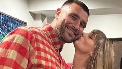 Taylor Swift introduces her boyfriend Kelce to her father during Buenos Aires steak dinner. Taylor Swift introduces her boyfriend Kelce to her father during Buenos Aires steak dinner.