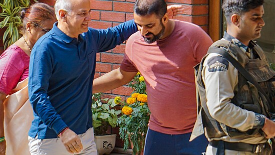 Former Delhi deputy chief minister Manish Sisodia reaches his residence from Tihar Jail to meet his ailing wife after permission from a city court, in New Delhi, Saturday, Nov. 11. (PTI)