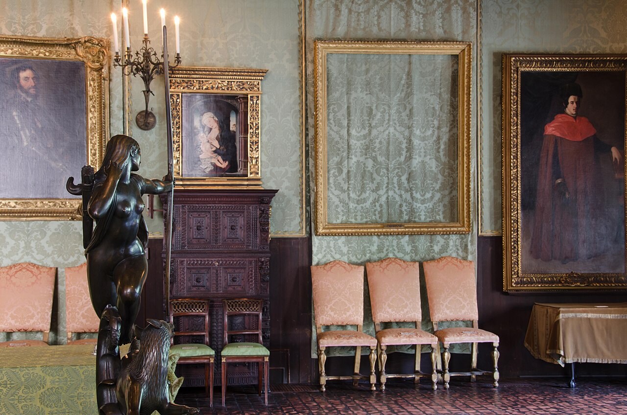 The museum is still offering a $10 million reward for the return of the works. The empty frames still hang at the museum, in an evocative statement of loss. The museum is still offering a $10 million reward for the return of the works. The empty frames still hang at the museum, in an evocative statement of loss.