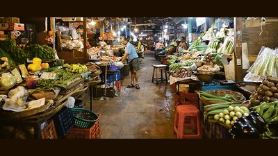 Bringing in a welcome whiff of nostalgia, the traditional design of Citylight Market, like its Mangalore-tiled roof, will be the template for the other markets. (Anshuman Poyrekar/ Hindustan Times) Bringing in a welcome whiff of nostalgia, the traditional design of Citylight Market, like its Mangalore-tiled roof, will be the template for the other markets. (Anshuman Poyrekar/ Hindustan Times)