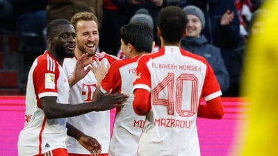 Bayern Munich's English forward #09 Harry Kane (2L) celebrates scoring the 2-0 goal with team mates during the German first division Bundesliga football match FC Bayern Munich v 1 FC Heidenheim (AFP) Bayern Munich's English forward #09 Harry Kane (2L) celebrates scoring the 2-0 goal with team mates during the German first division Bundesliga football match FC Bayern Munich v 1 FC Heidenheim (AFP)