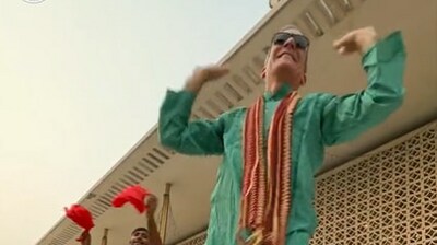 Eric Garcetti dances amid Diwali celebrations at US embassy in Delhi Eric Garcetti dances amid Diwali celebrations at US embassy in Delhi