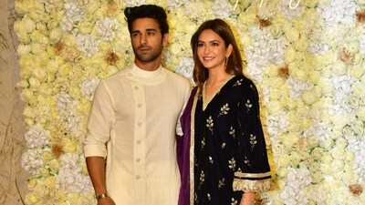 Pulkit Samrat and wife Kriti Kharbanda attended T-Series' Diwali party on Saturday. While Pulkit was in a white kurta pyjama, Kriti was in a black ethnic outfit. Pulkit Samrat and wife Kriti Kharbanda attended T-Series' Diwali party on Saturday. While Pulkit was in a white kurta pyjama, Kriti was in a black ethnic outfit. 