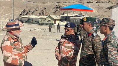 Prime Minister Narendra Modi on Sunday reached Himachal Pradesh's Lepcha to celebrate the festival of Diwali with soldiers. (Twitter/@narendramodi) Prime Minister Narendra Modi on Sunday reached Himachal Pradesh's Lepcha to celebrate the festival of Diwali with soldiers. (Twitter/@narendramodi)
