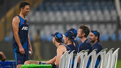 Trent Boult speaks with teammates during a practice session at the Wankhede Stadium in Mumbai ahead of their 2023 ICC Men's Cricket World Cup semi-final match against India. (AFP) Trent Boult speaks with teammates during a practice session at the Wankhede Stadium in Mumbai ahead of their 2023 ICC Men's Cricket World Cup semi-final match against India. (AFP)