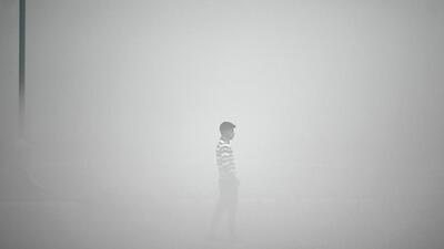 Delhi’s PM 2.5 concentration touched a peak of 570 micrograms per cubic metre at 1am on Monday– nearly 10 times the safe limit. (AFP) Delhi’s PM 2.5 concentration touched a peak of 570 micrograms per cubic metre at 1am on Monday– nearly 10 times the safe limit. (AFP)