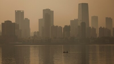 Mumbai, the financial capital, claimed the ninth spot on the list with an Air Quality Index (AQI) of 156.&nbsp; (REUTERS)