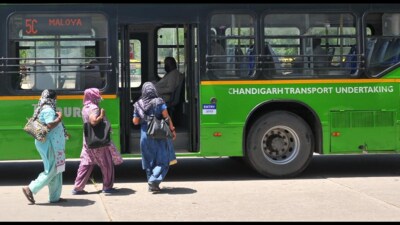 According to the reports, in four cases employees were found without uniforms, while action was taken against drivers in 13 cases when the buses were driven over the flyover or out of the scheduled route. (HT File Photo) According to the reports, in four cases employees were found without uniforms, while action was taken against drivers in 13 cases when the buses were driven over the flyover or out of the scheduled route. (HT File Photo)