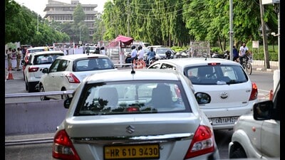 As per the committee, the locations with highest traffic density on the PU campus include near Arts Block 1, 2 and 3; road leading to UILS and UIPS, and road next to the physics and chemistry departments. (HT Photo) As per the committee, the locations with highest traffic density on the PU campus include near Arts Block 1, 2 and 3; road leading to UILS and UIPS, and road next to the physics and chemistry departments. (HT Photo)