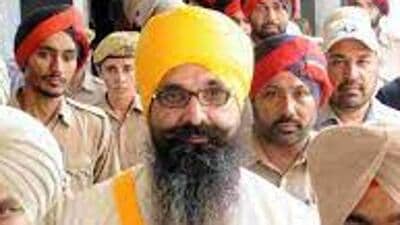 Balwant Singh Rajoana, convicted in the assassination of former Punjab chief minister Beant Singh in 1995, has deferred his hunger strike by 20 days which was announced to the press for withdrawing the mercy plea filed with the President. (HT File Photo)