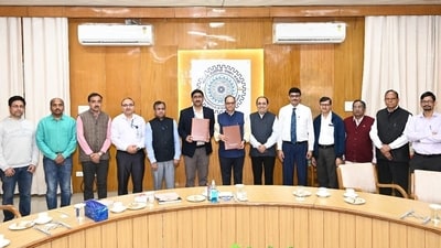IIT Roorkee, IIRS Dehradun sign MoU IIT Roorkee, IIRS Dehradun sign MoU