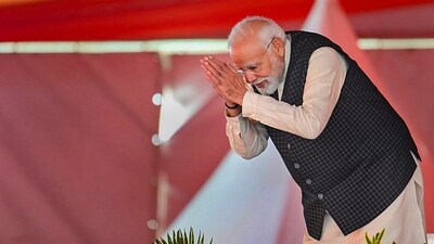 Mungeli: Prime Minister Narendra Modi during a 'Vijay Sankalp Maharally' ahead of the Chhattisgarh Assembly elections, in Mungeli district, Monday, Nov. 13, 2023. (PTI Photo) (PTI11_13_2023_000262A) (PTI) Mungeli: Prime Minister Narendra Modi during a 'Vijay Sankalp Maharally' ahead of the Chhattisgarh Assembly elections, in Mungeli district, Monday, Nov. 13, 2023. (PTI Photo) (PTI11_13_2023_000262A) (PTI)