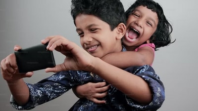 Recreate your cherished moments: Recreate all the fond memories you and your brother have shared while growing up together. (Unsplash)