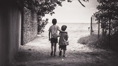 When we give to others, we learn the value we have. This reassures us of our own sense of self.&nbsp; (Unsplash)