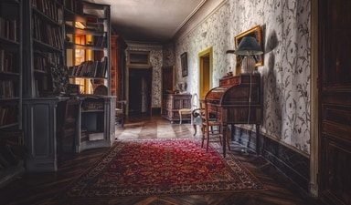 To add warmth and character to your home, consider incorporating traditional and vintage artistic pieces. (Unsplash/Peter Herrmann) To add warmth and character to your home, consider incorporating traditional and vintage artistic pieces. (Unsplash/Peter Herrmann)