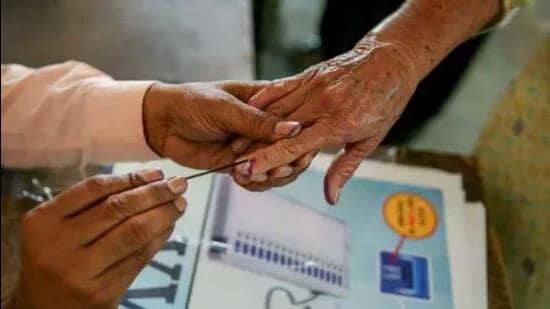 After delimitation in J&K, there are only five seats left for polls as the Ladakh seat is now part of the Ladakh UT, formed after the abrogation of Article 370 and bifurcation of J&K (HT Photo)