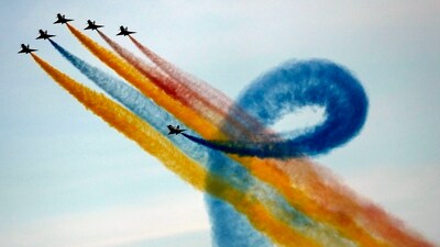 Frecce Tricolori (Tricolor Arrows), the Italian Air Force aerobatic display team, perform during the opening day of the Dubai Air Show, United Arab Emirates, Monday. (AP) Frecce Tricolori (Tricolor Arrows), the Italian Air Force aerobatic display team, perform during the opening day of the Dubai Air Show, United Arab Emirates, Monday. (AP)