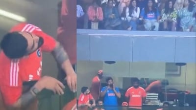 A video of Virat Kohli looking for Anushka Sharma surfaced on X. A video of Virat Kohli looking for Anushka Sharma surfaced on X.