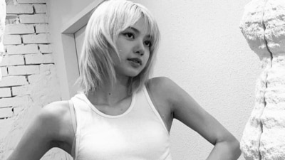 BLACKPINK's Lisa is a style icon in classy outfit for gorgeous black and white pics, BLINK says 'Why so hot?' (Instagram) BLACKPINK's Lisa is a style icon in classy outfit for gorgeous black and white pics, BLINK says 'Why so hot?' (Instagram)