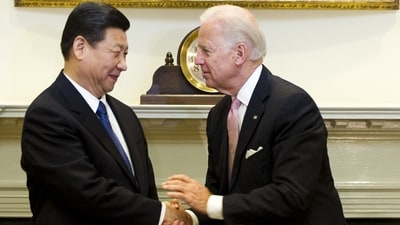 (FILE) US Vice President Joe Biden (R) shakes hands with Chinese President Xi Jinping (AFP)